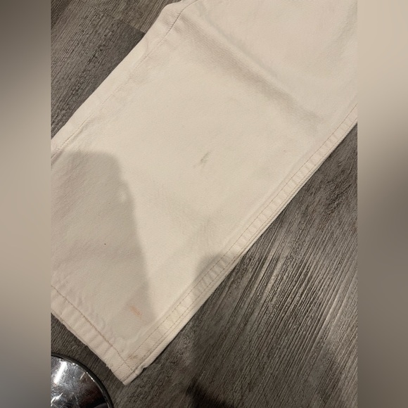 white levi’s - Picture 3 of 7